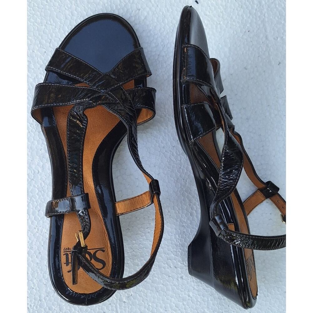 Sofft Andrea Patent Leather Strappy Kitten Wedge Slingback Black Sandal Sz. 8.5